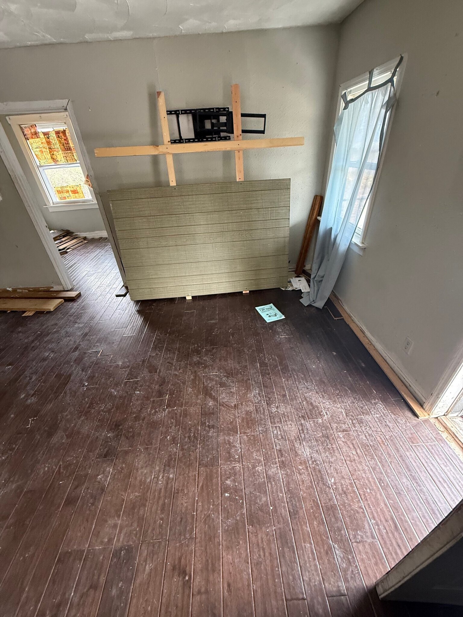 Building Photo - 7205 Calvin Ave