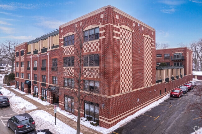 Building Photo - Verona