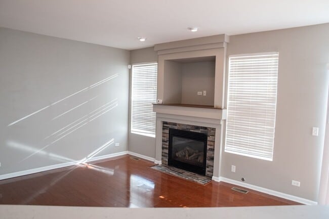 Building Photo - 24130 Walnut Cir