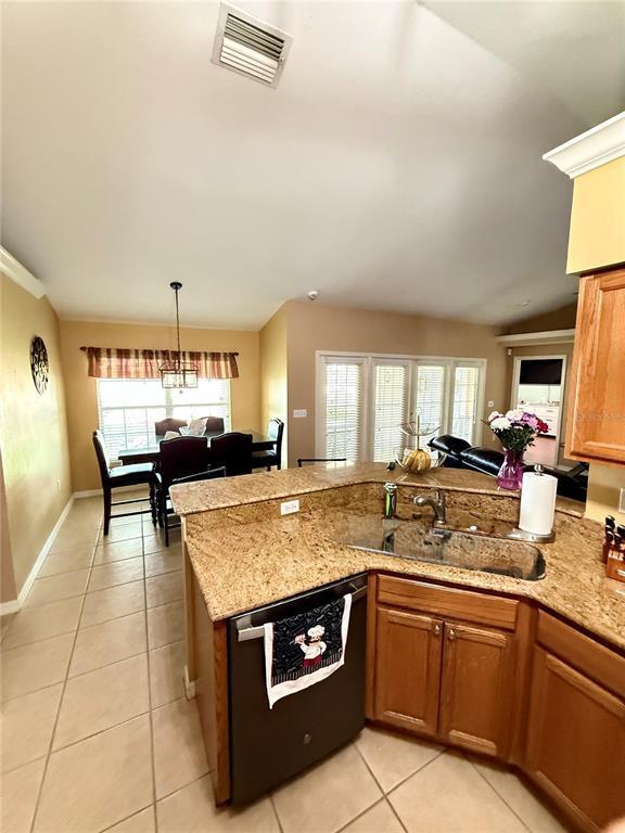Building Photo - 2782 High Ridge Dr
