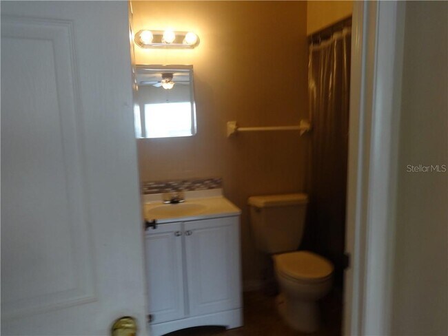 Building Photo - 9800 Turf Way