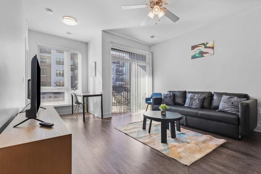 Building Photo - 8506 Westfield Blvd