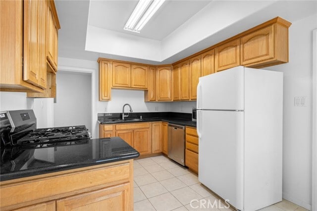 Building Photo - 216 E Windsor Rd