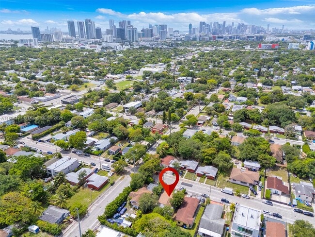 Building Photo - 315 NW 50th St