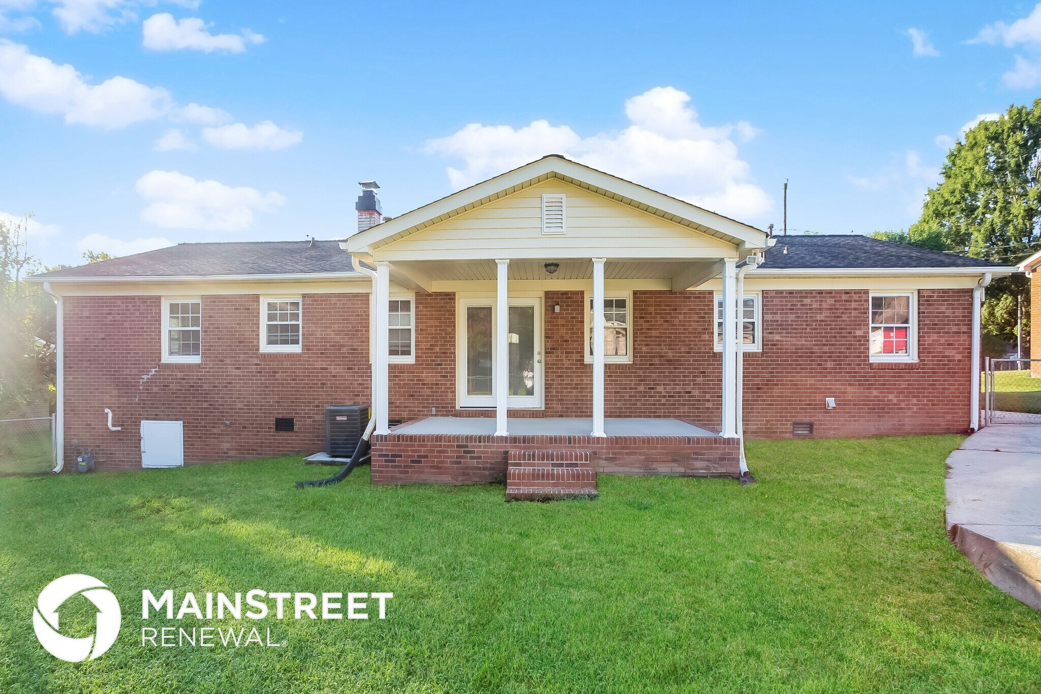 Building Photo - 2157 Sheffield Dr