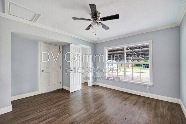 Building Photo - 3315 Bond St
