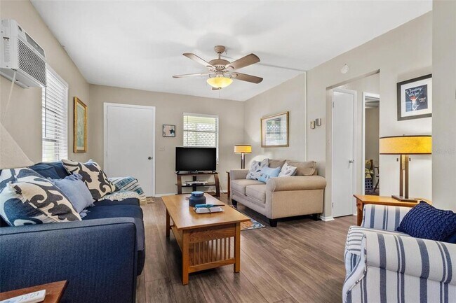 Building Photo - 504 Milwaukee Ave