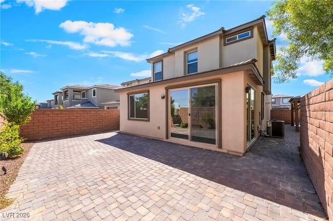 Building Photo - 10784 Glowing Dawn Ave