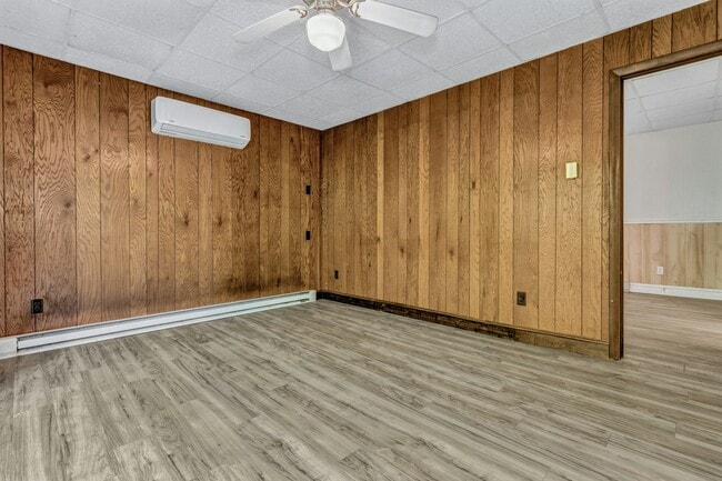 Building Photo - 50 Woodhaven Rd