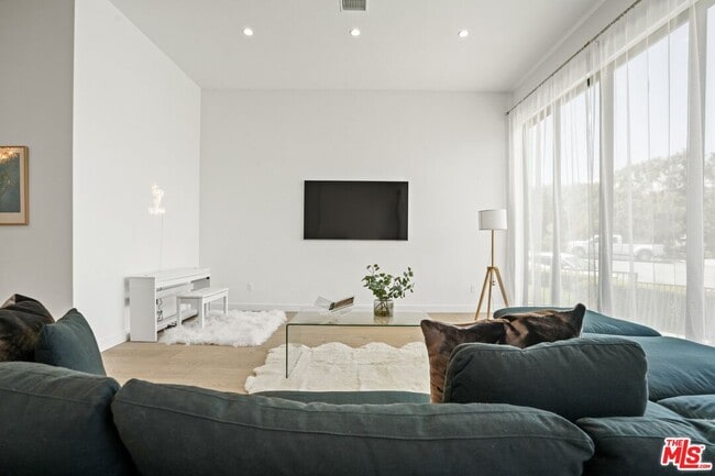 Building Photo - 12136 Clarkson Rd