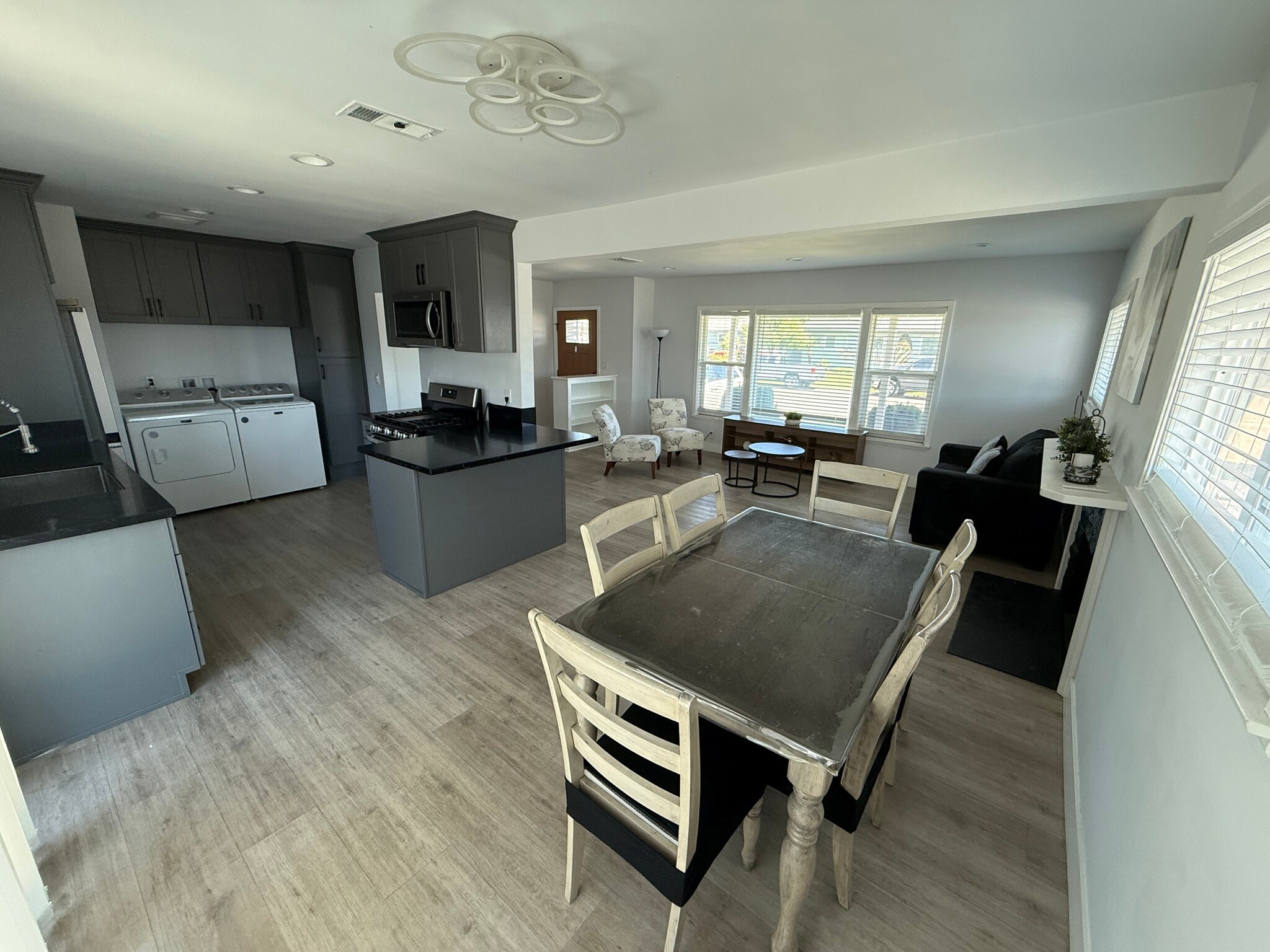 Building Photo - 13471 Jackson St