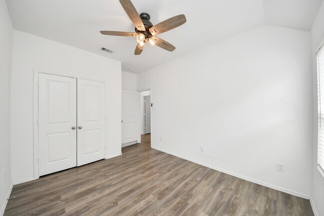 Building Photo - 7319 Bridal Ranch Dr
