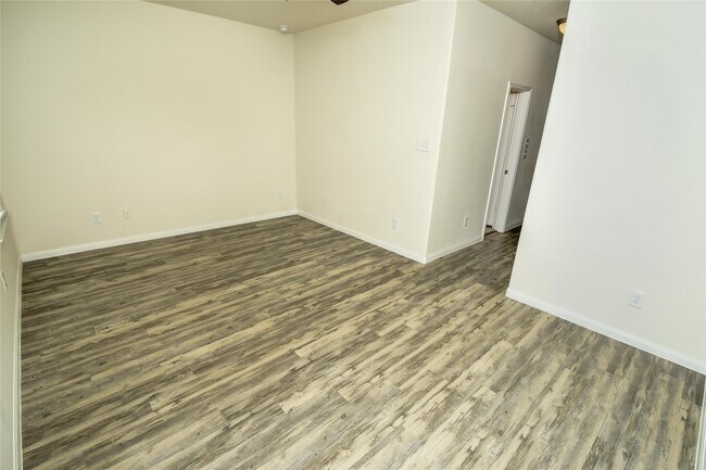 Building Photo - 30507 Ginger Trace Dr