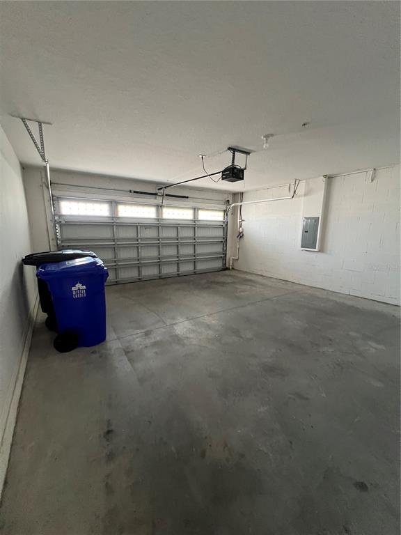 Building Photo - 1477 Priory Cir