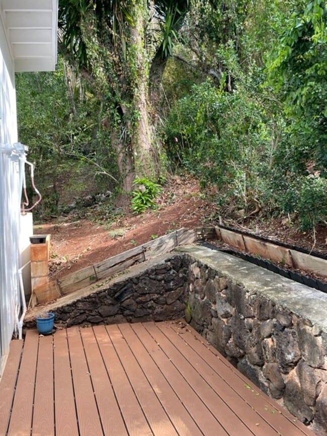 Building Photo - Single Level, Patio, Private W&D, Window A...