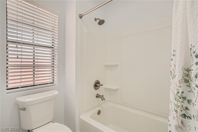 Building Photo - 4844 Maryvale Dr