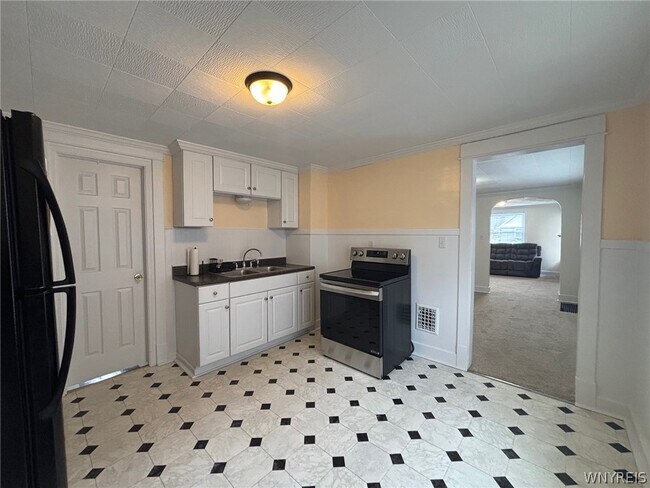 Building Photo - 232 Columbus Ave