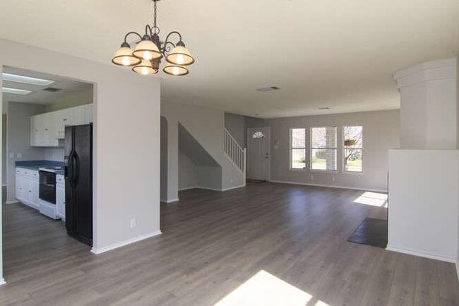Building Photo - 12912 Latchwood Ln