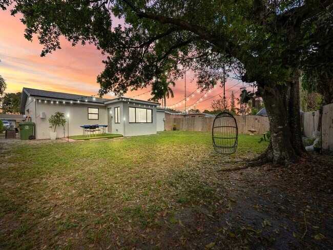 Building Photo - 2740 NW 21st St