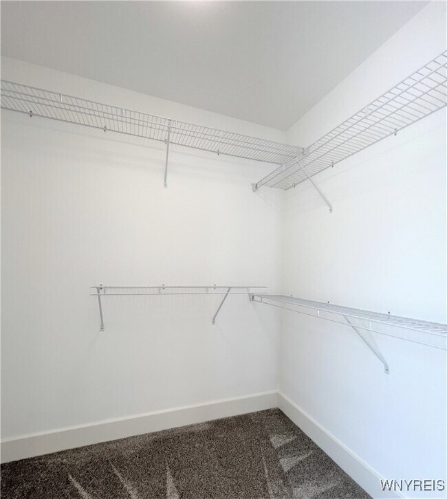 Building Photo - 10985 Main St