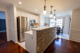 Building Photo - 2406 Dominion Dr