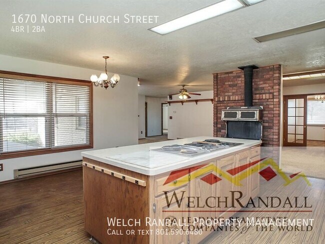 Building Photo - 1670 Church St