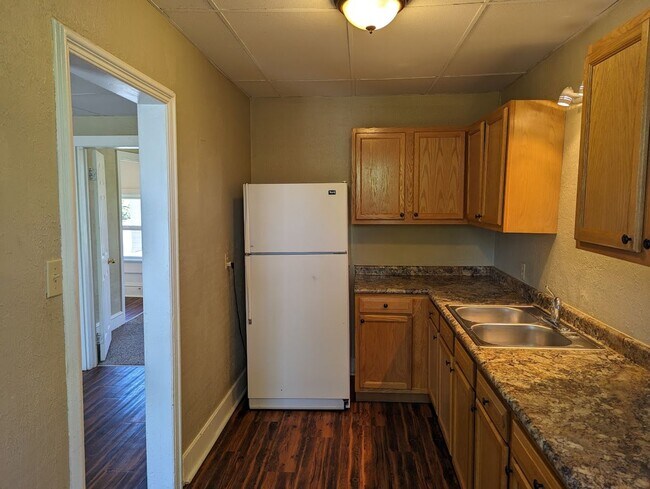 Building Photo - 626 Washington St