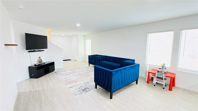 Building Photo - 217 Adelina Dr