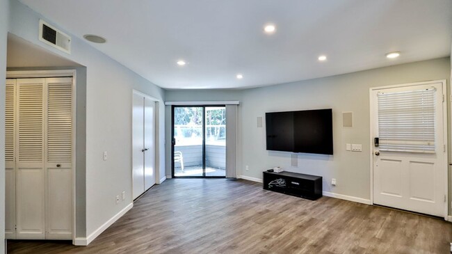 Building Photo - Beautiful Home  in Aliso Viejo for Lease