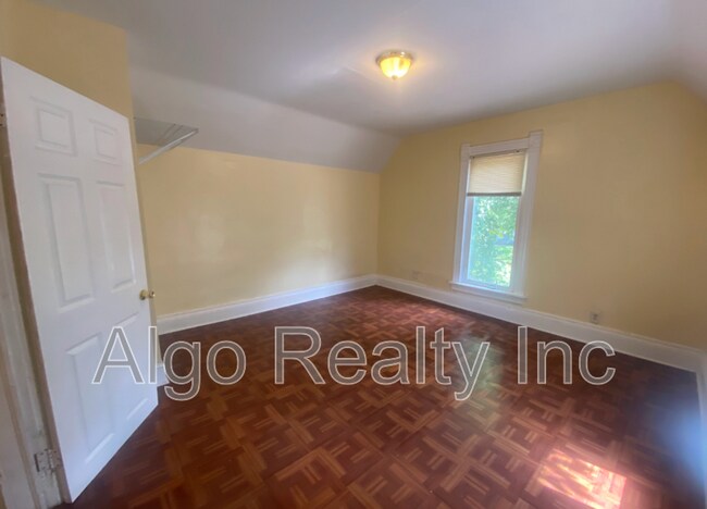 Building Photo - 2117 N Ilion Ave