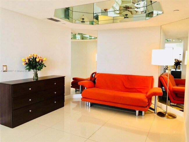 Building Photo - 3610 Yacht Club Dr