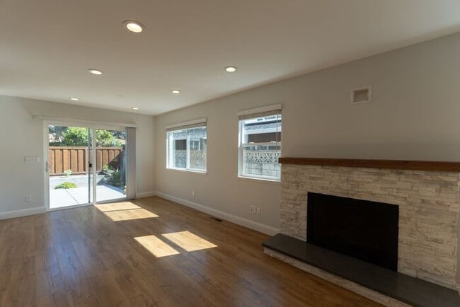 Building Photo - Remodeled Pacific Grove 2-Bedroom with Gourmet Kitchen