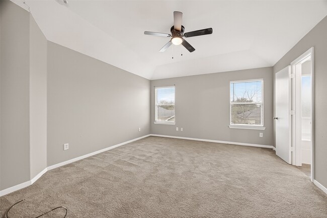 Building Photo - 1411 Heathcote Ln