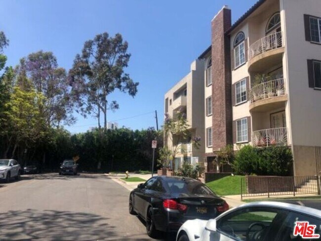 Building Photo - 1406 Camden Ave