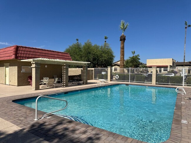 Building Photo - Desert Vibes & Modern Living in the Heart ...