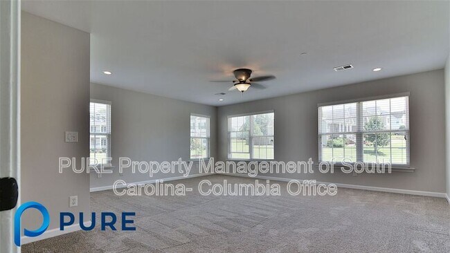 Building Photo - 229 Kenmore Park Dr
