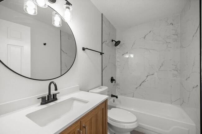 Building Photo - 2955 SE 53rd Ct