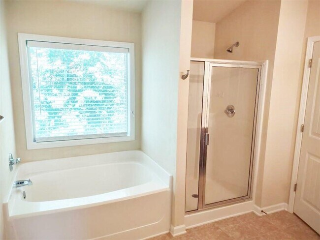 Building Photo - 4805 Maristone Landing Way
