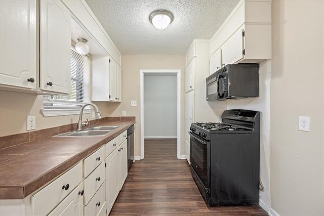 Building Photo - 5945 Jackie Terrace