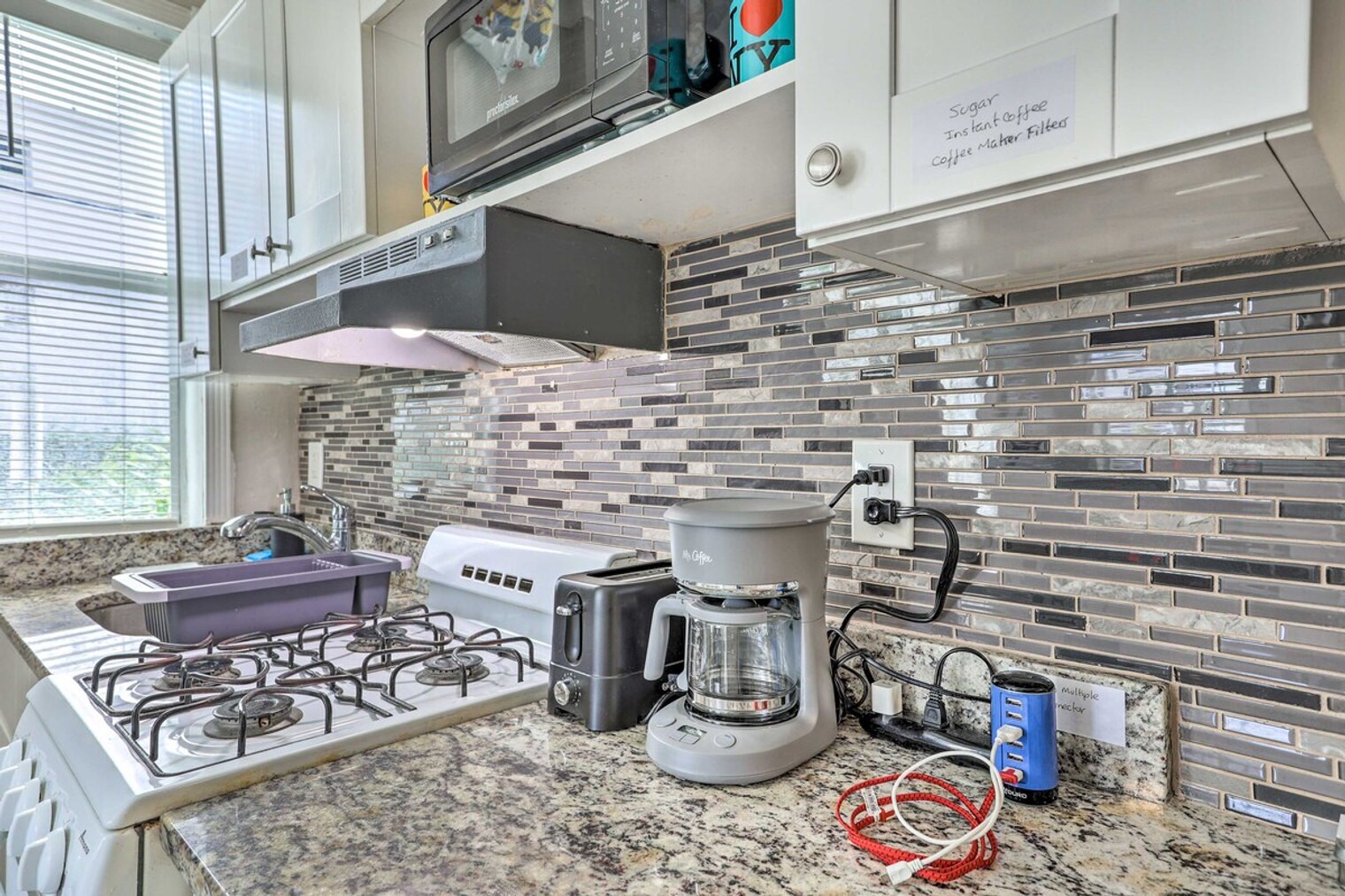 Building Photo - 3700 Collins Ave