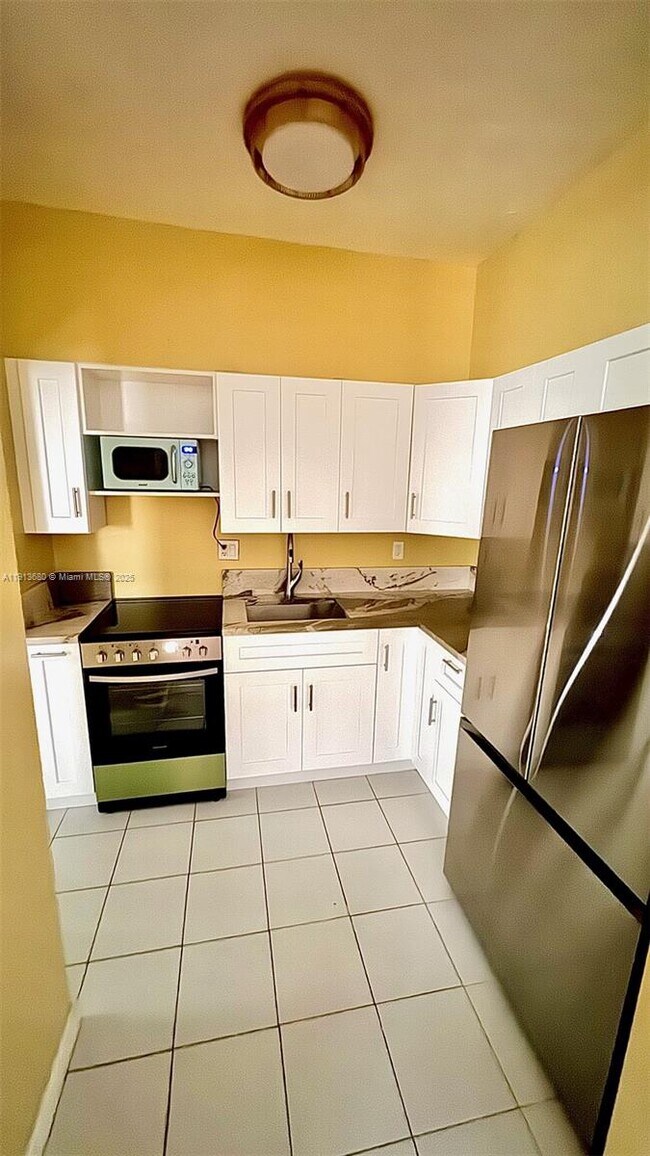 Building Photo - 1200 Euclid Ave