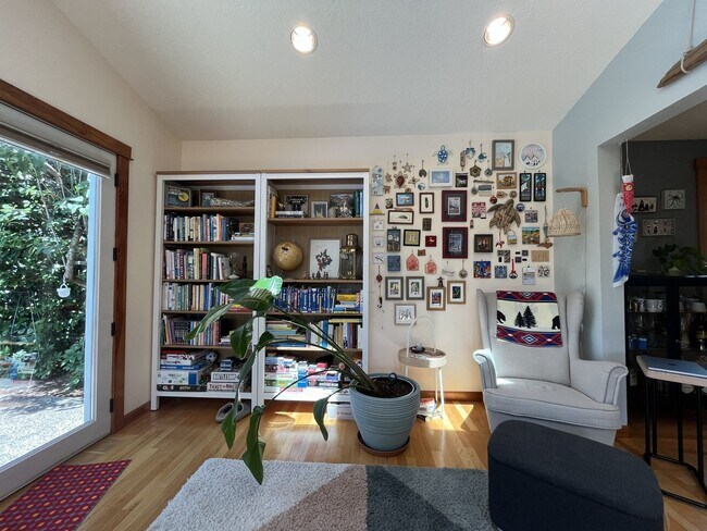Building Photo - Bright and Open 4 Bedroom Cedar Mill Home with Vaulted Ceilings, Skylights & Multiple Living Areas