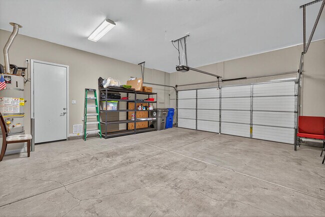 Building Photo - 40751 Calle Los Osos