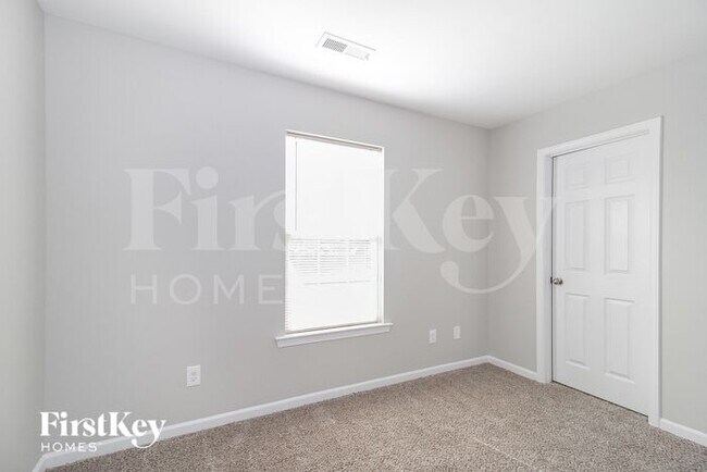 Building Photo - 4010 Shallowcreek Ct