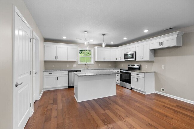 Building Photo - 3776 John Taylor Rd
