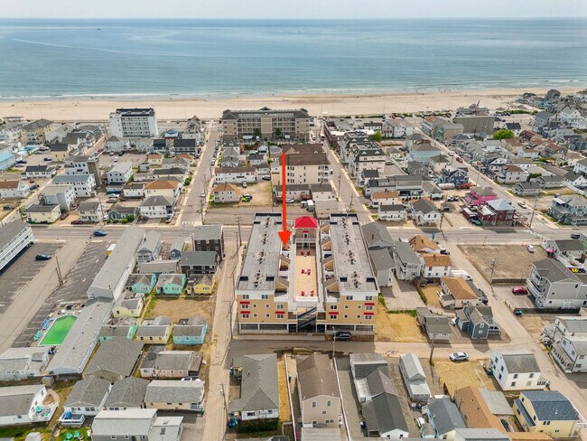 Building Photo - 128 Ashworth Ave