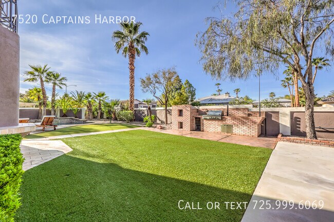 Building Photo - 7520 Captains Harbor Dr