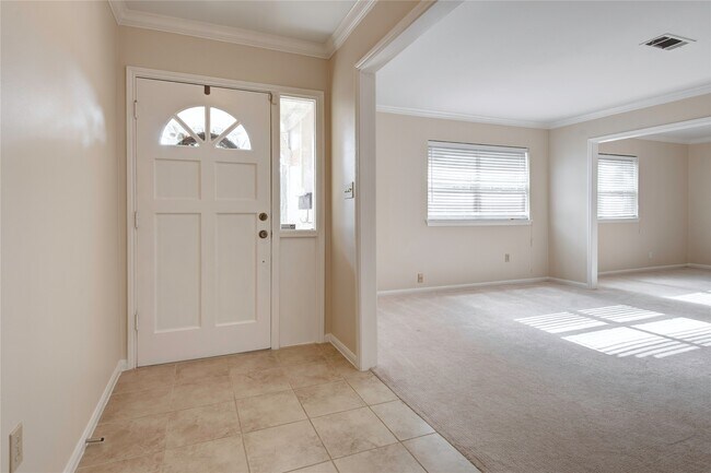 Building Photo - 6214 Rutherglenn Dr
