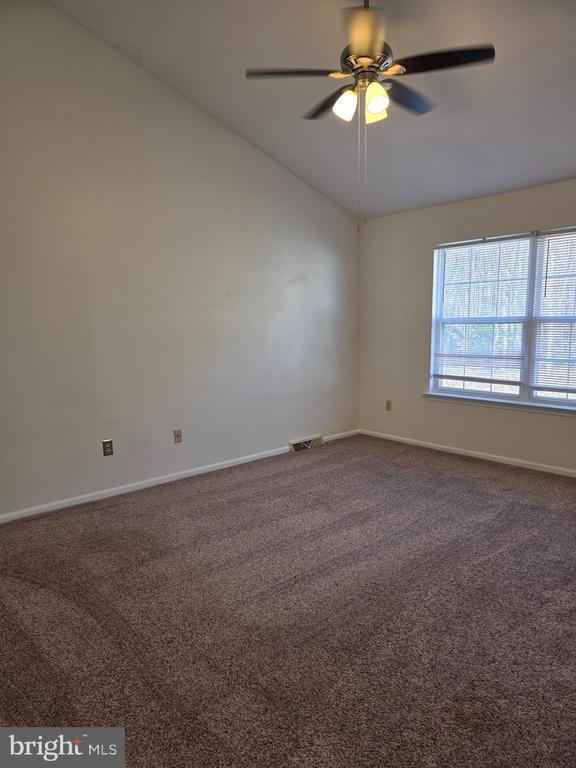 Building Photo - 529 Schooner Way