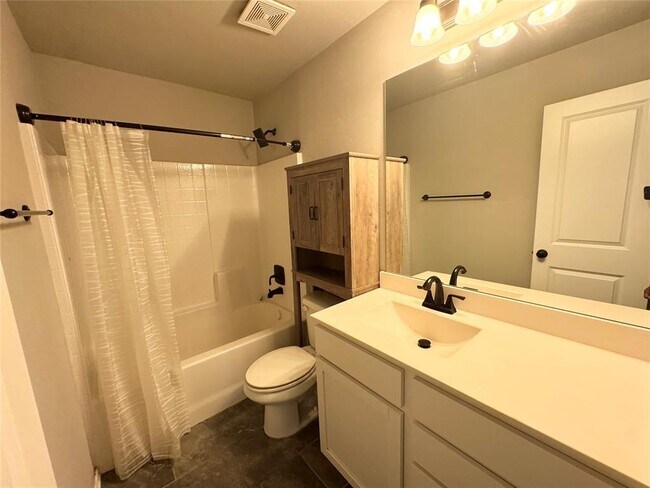 Building Photo - 11504 SW 8th Cir